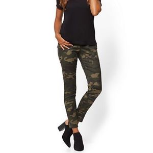 High Waist Camo Jeggings